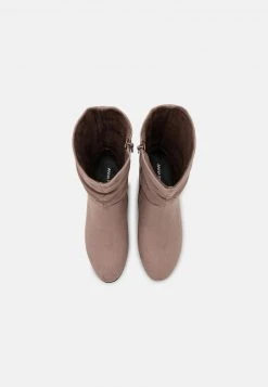 Anna Field Botines De Cuña - Taupe, Mujer 13 Anna Field Botines De Cuña - Taupe, Mujer -Anna Field Ventas 2022 096b150f48fb4ca1b7950a4ea17482ed