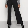 Anna Field RIBBED WIDE LEG TROUSERS - Pantalones - Black, Mujer 1 Anna Field RIBBED WIDE LEG TROUSERS - Pantalones - Black, Mujer -Anna Field Ventas 2022 3e69c08fdcdb40fd9ee79c12286e9293