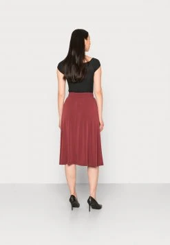 Anna Field Falda Plisada - Dark Red, Mujer -Anna Field Ventas 2022 737d9759f3c74205bc8a920e9d906133