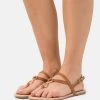 Anna Field Sandalias De Dedo - Cognac, Mujer -Anna Field Ventas 2022 8dfc51e0501843aa912a2c86ca425e0f